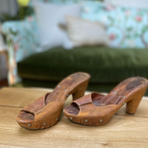 Frye Reese Slide Size 8 Distressed Brown Leather - Picture 2 of 14